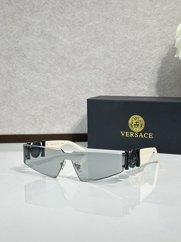 VERSACE Sunglasses(AAAA)-215