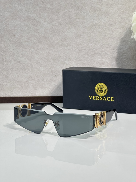 VERSACE Sunglasses(AAAA)-213