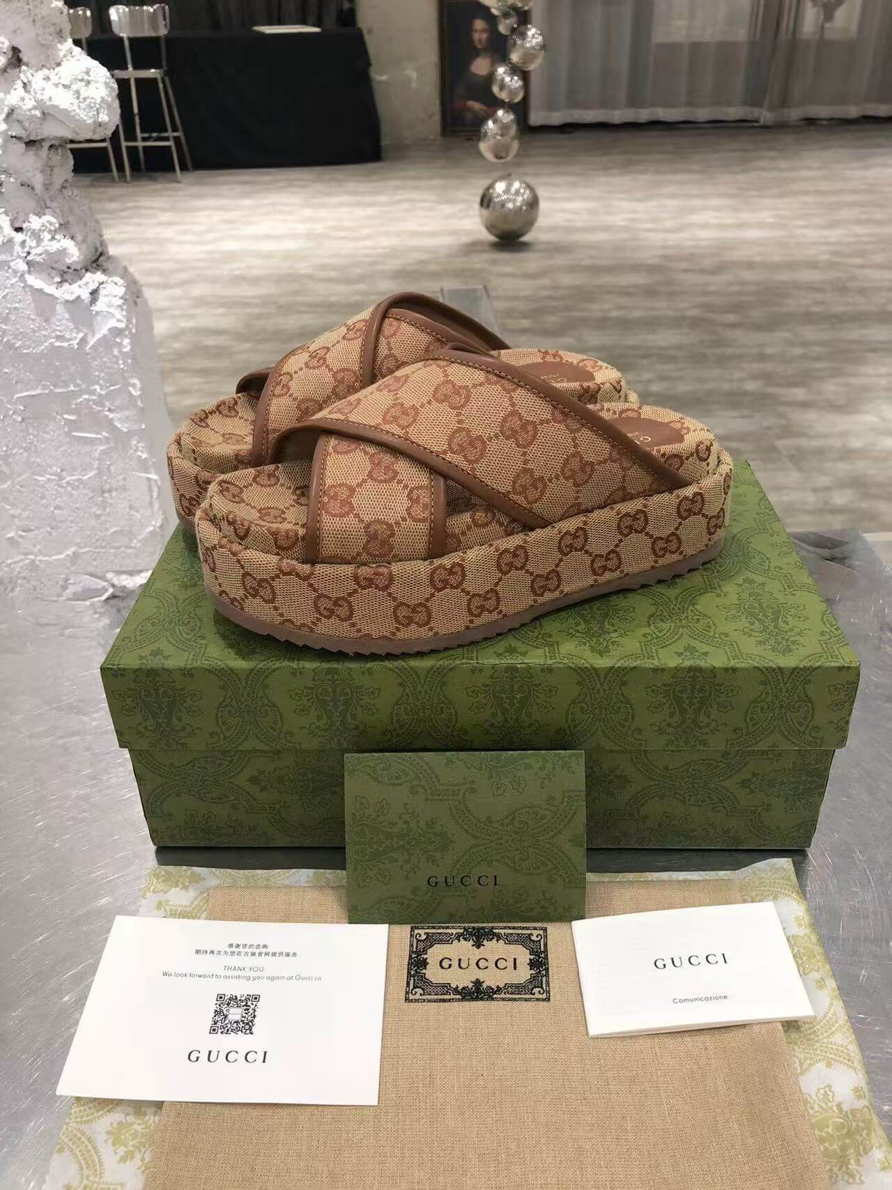 LV Slippers(AAA)-062