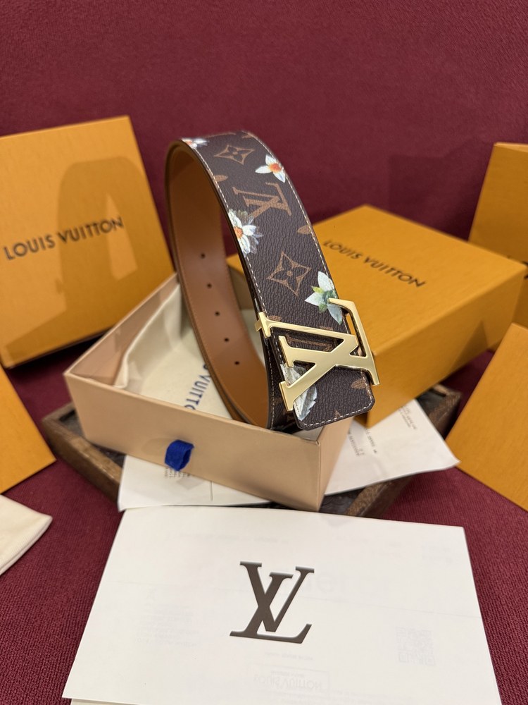 LV Belts(AAAAA)-3331