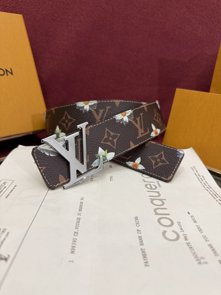 LV Belts(AAAAA)-3330