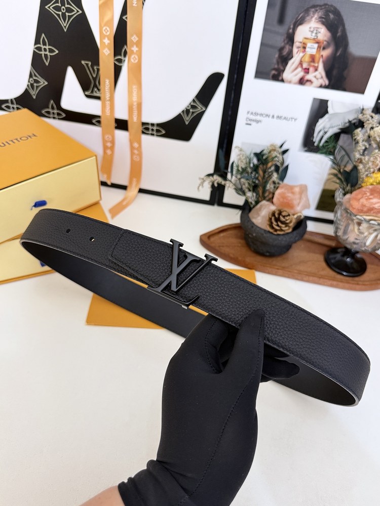 LV Belts(AAAAA)-3170