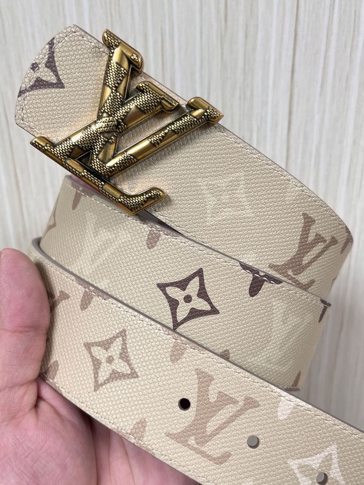 LV Belts(AAAAA)-3637