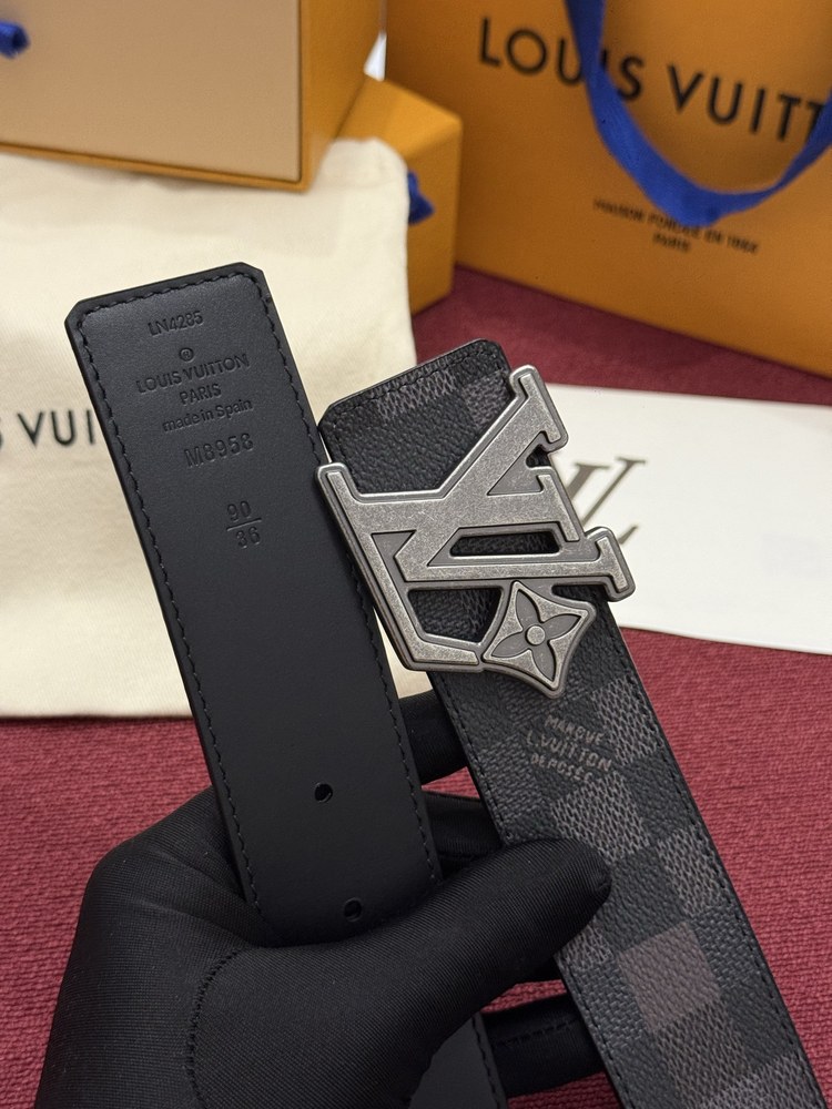 LV Belts(AAAAA)-3830