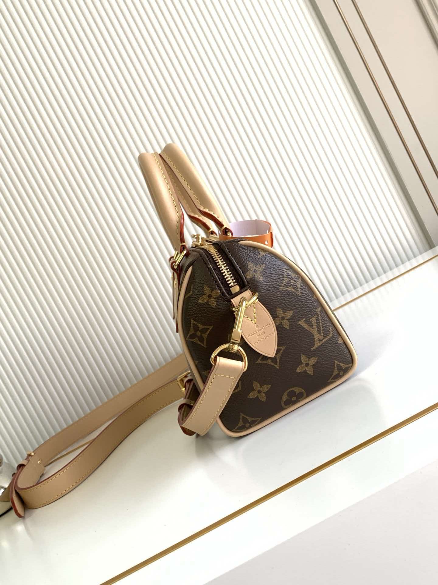 LV Handbags AAA(Women)-2035