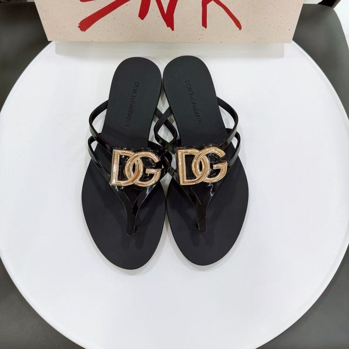 D&G Slippers Women(AAA)-012