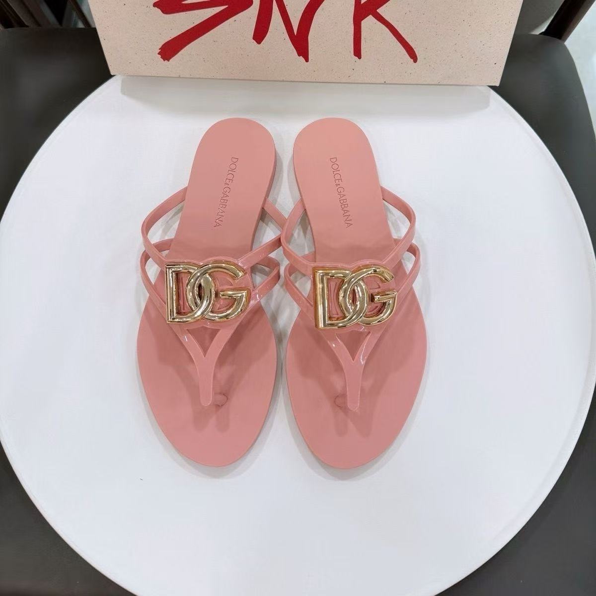 D&G Slippers Women(AAA)-010