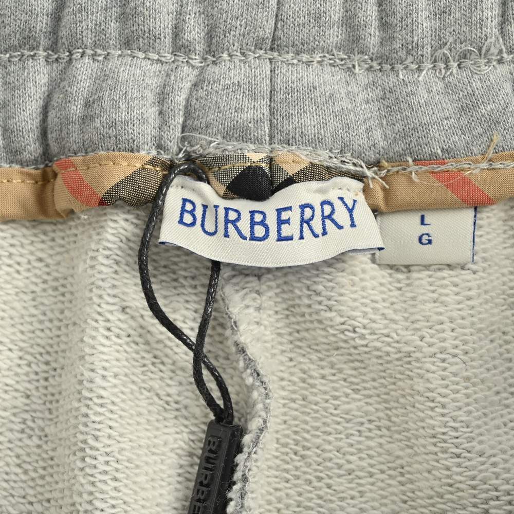 Burberry Pants-014