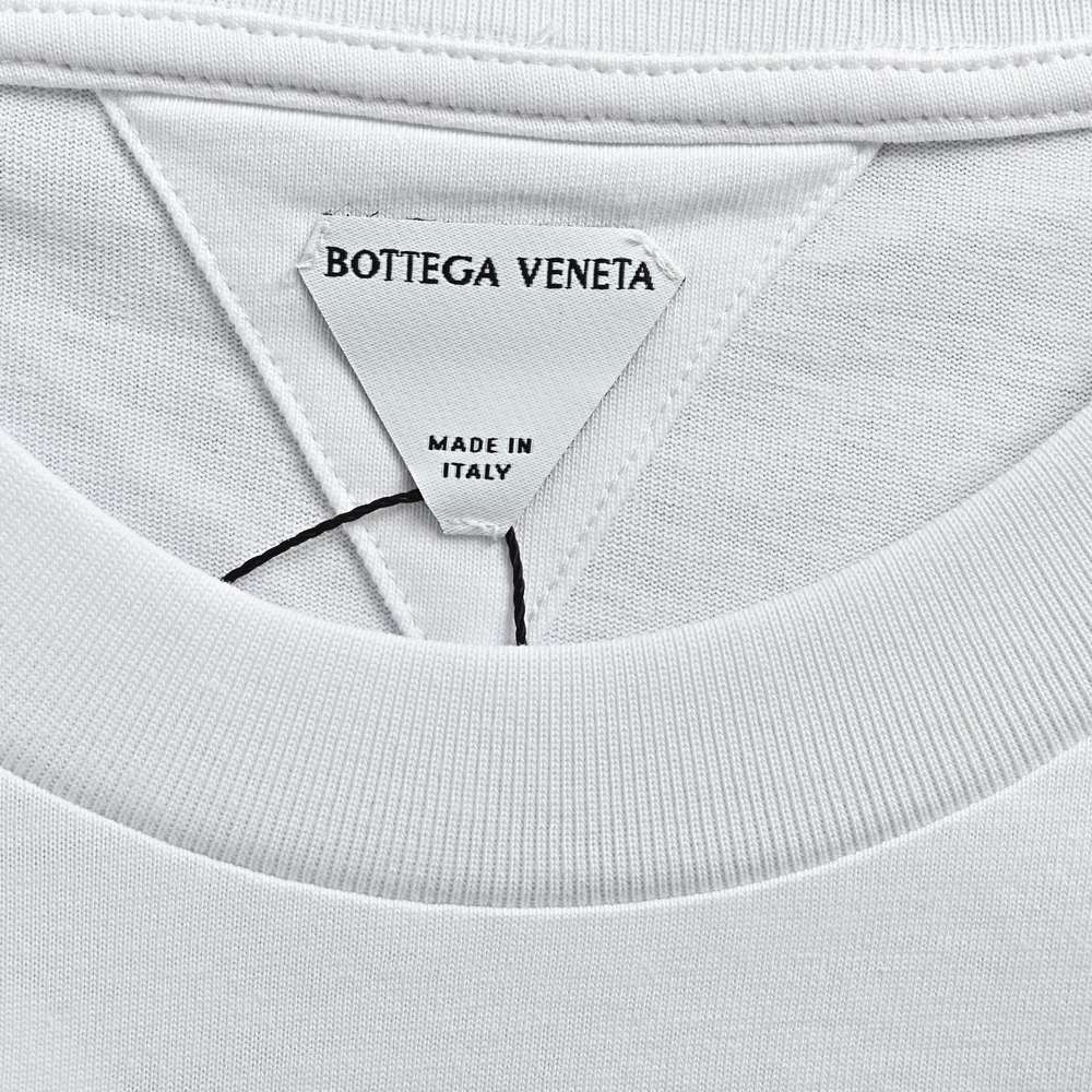 Bottega Veneta T-shirts-009