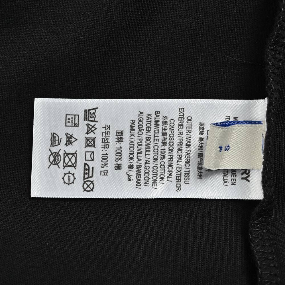 Burberry T-shirts-1171