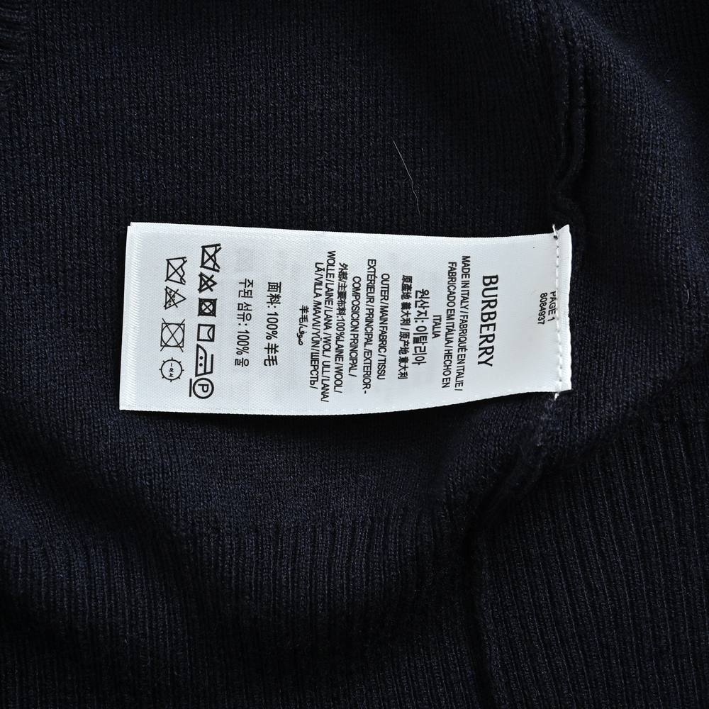 Burberry Sweater-037