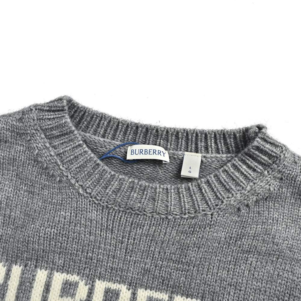 Burberry Sweater-045