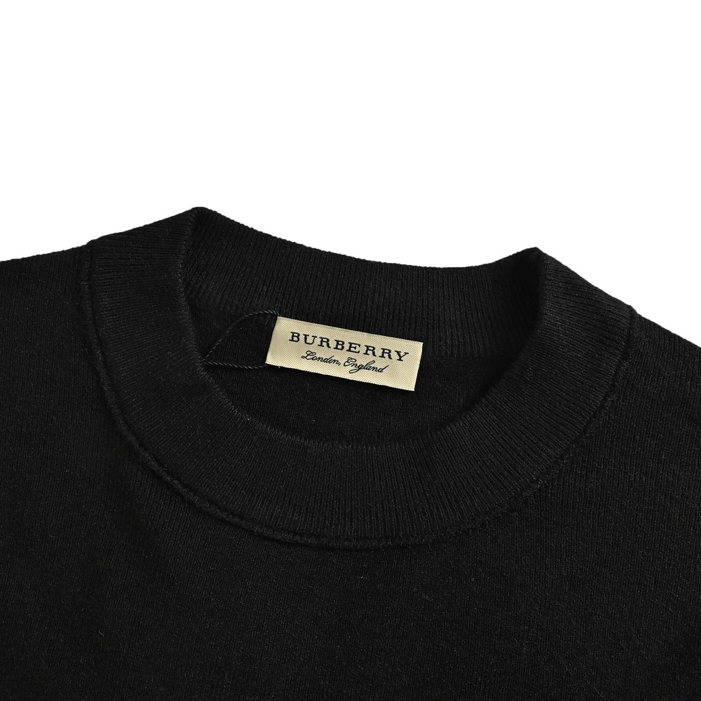 Burberry Sweater-047