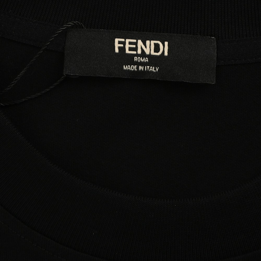 Fendi T-shirts-617