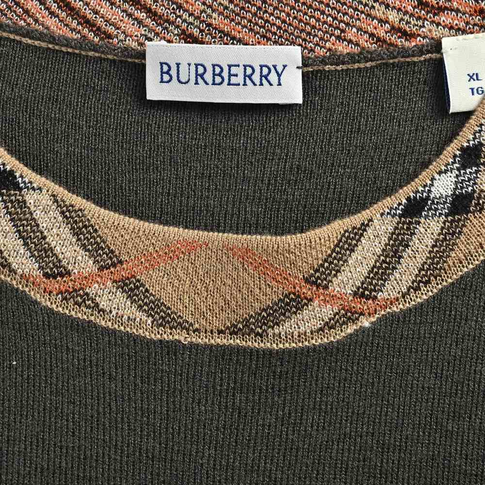 Burberry Sweater-055