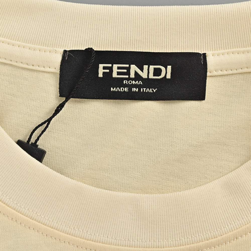 Fendi T-shirts-612