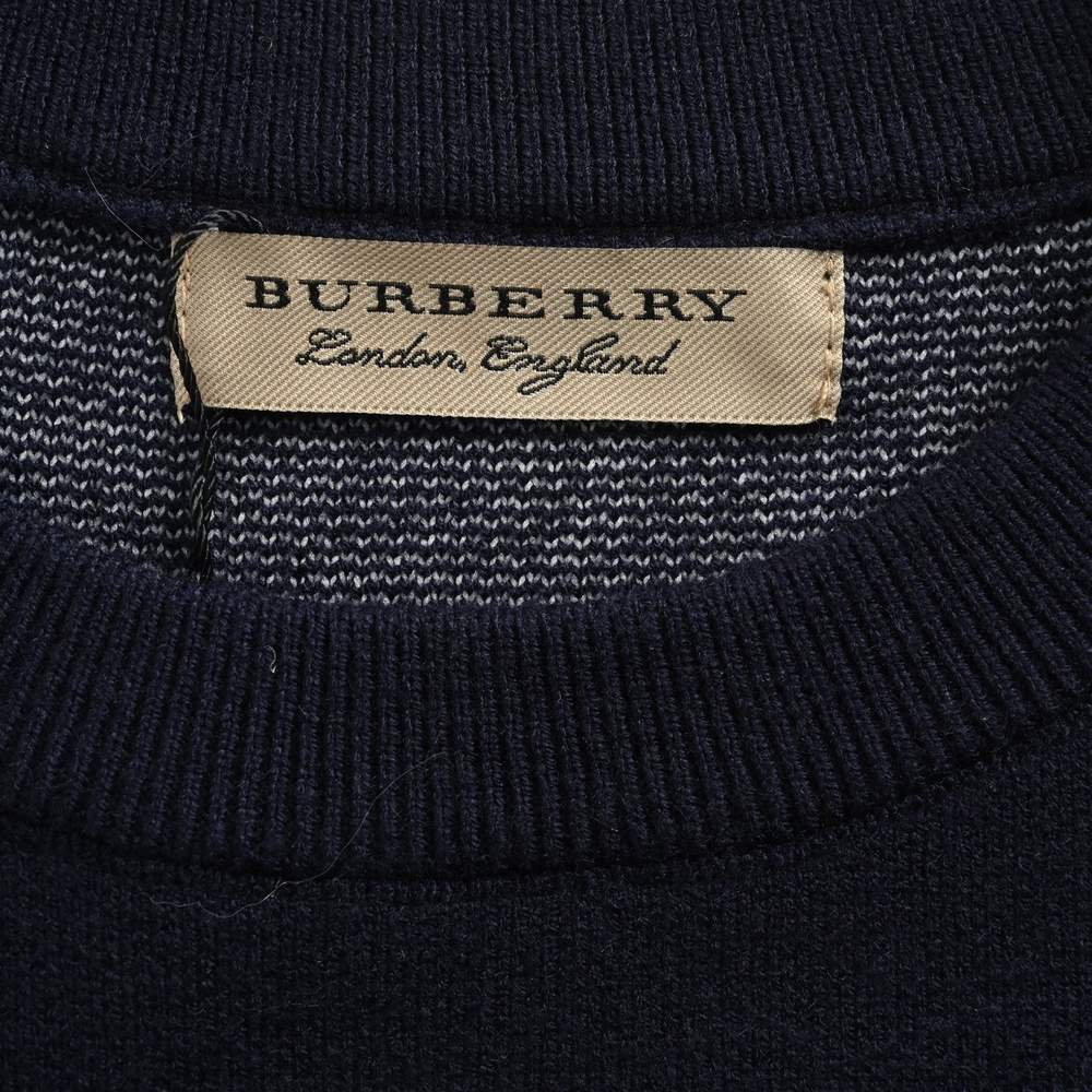 Burberry Sweater-051