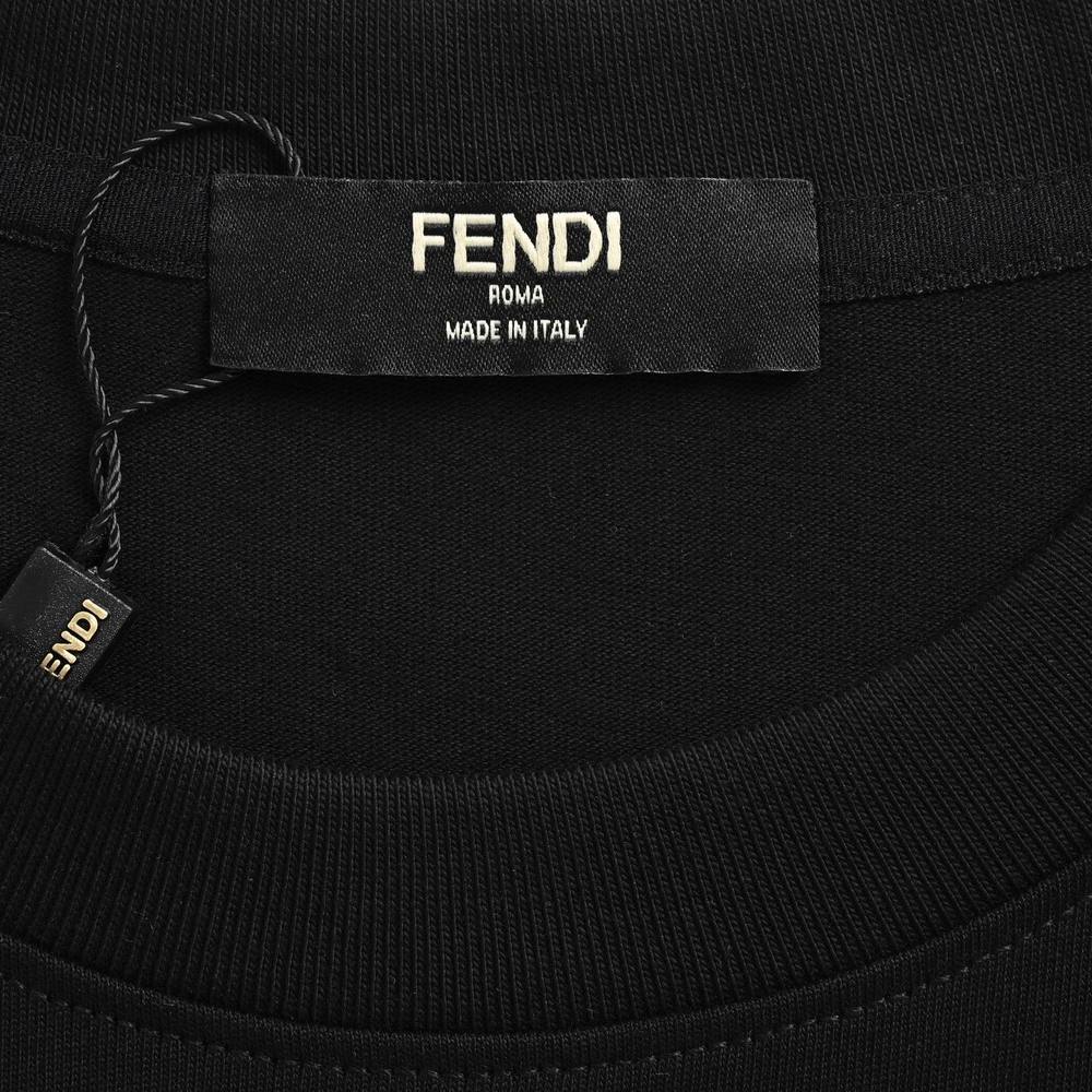Fendi T-shirts-615
