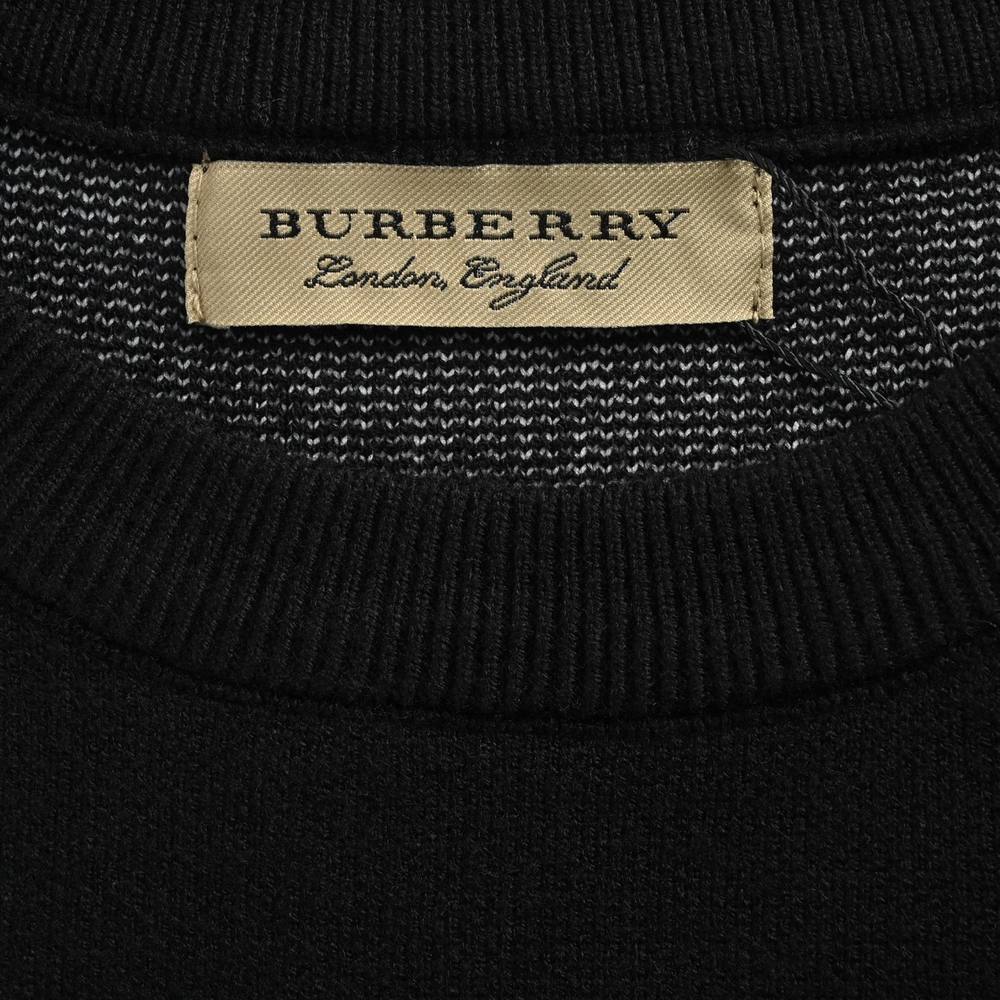 Burberry Sweater-040