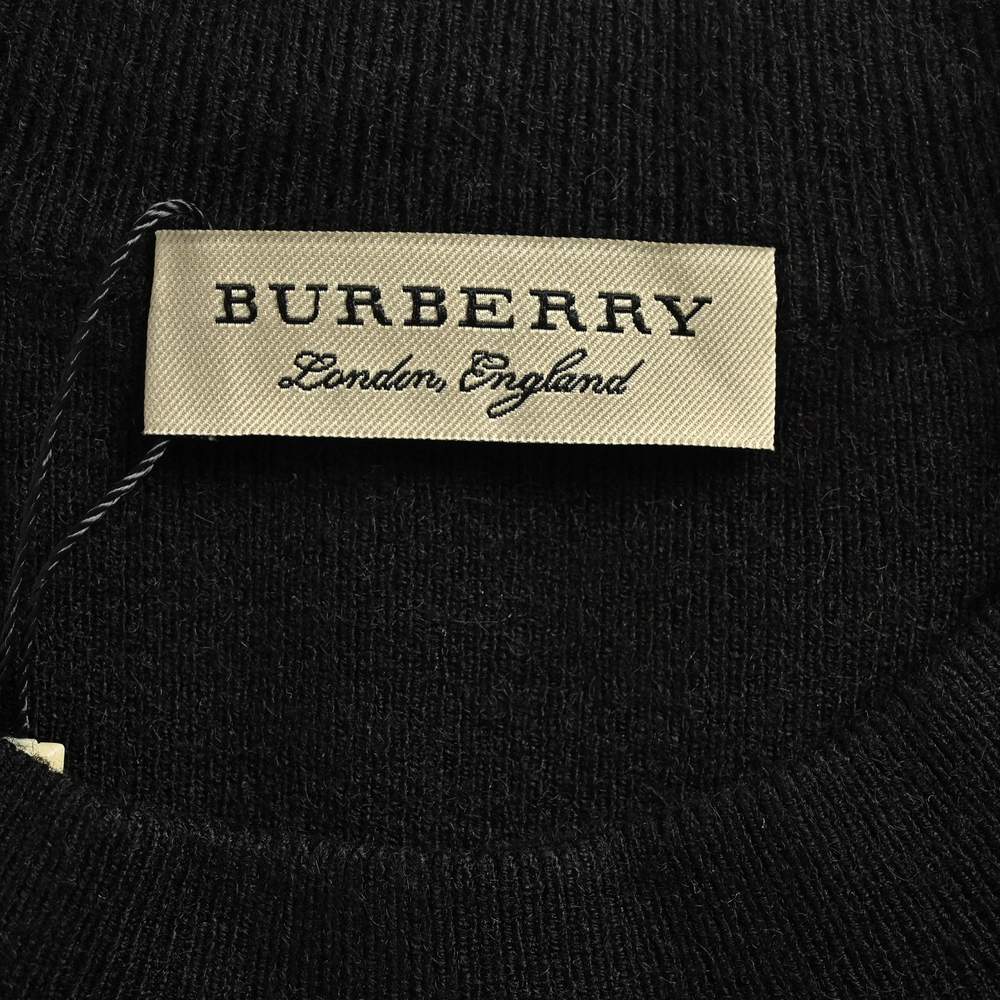 Burberry Sweater-049