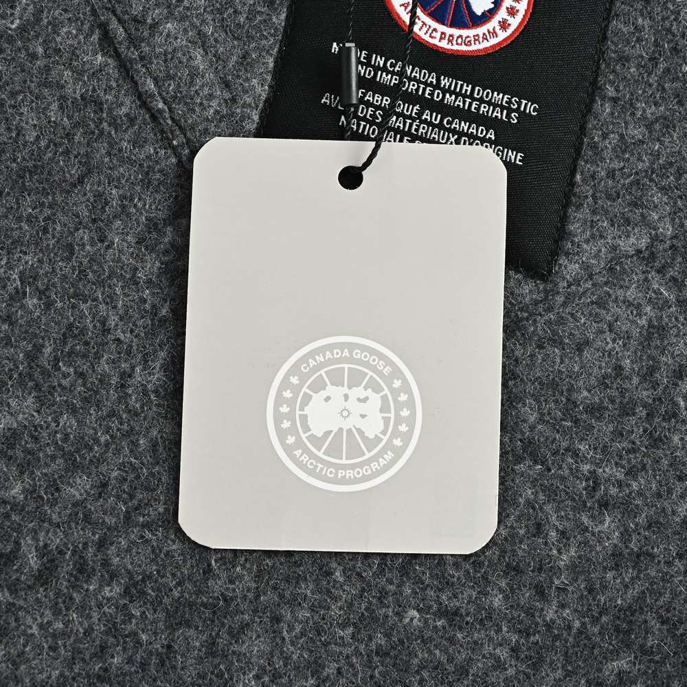 Canada Goose jacket-012