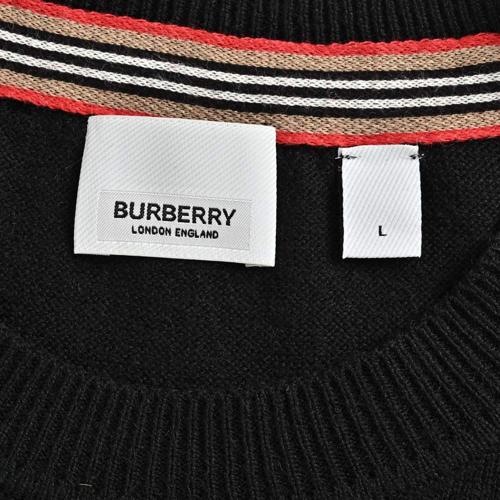 Burberry Sweater-057