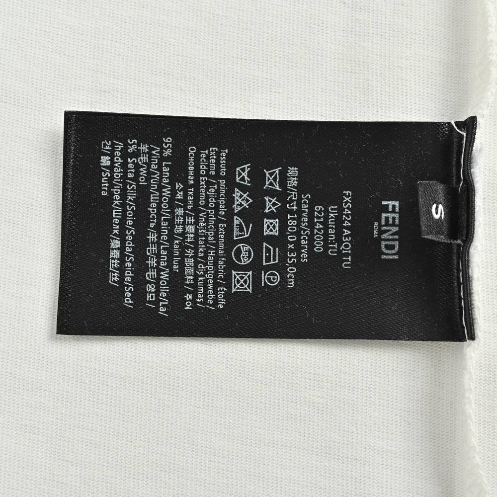 Fendi T-shirts-641