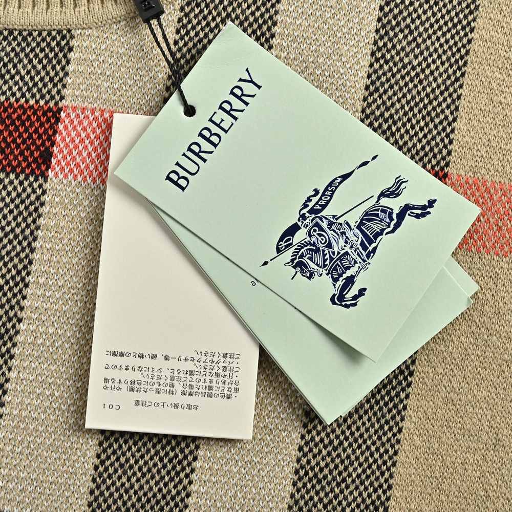 Burberry Sweater-071