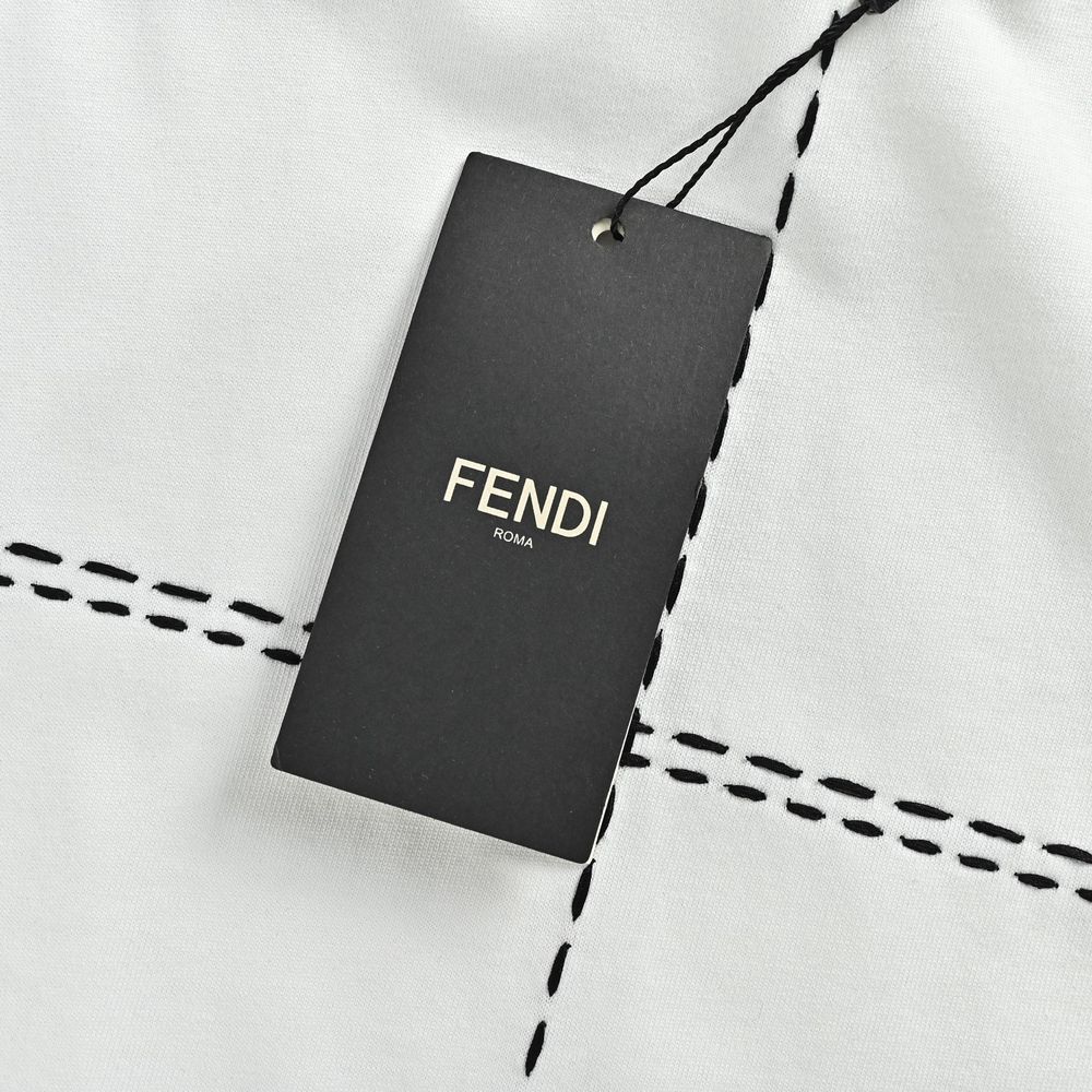 Fendi T-shirts-631