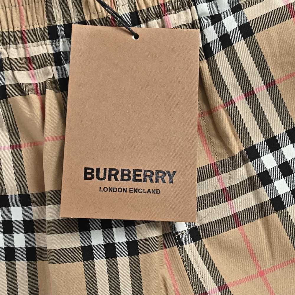 Burberry Pants-030
