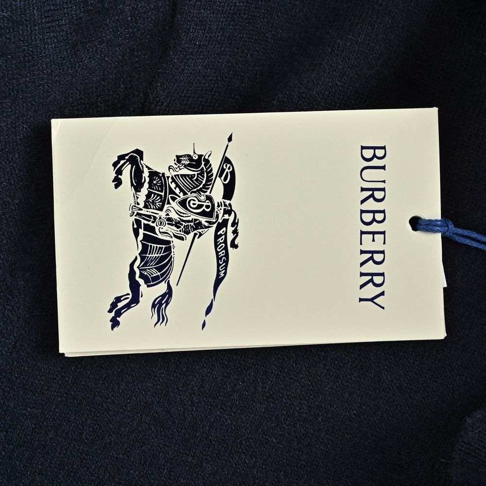 Burberry Sweater-070
