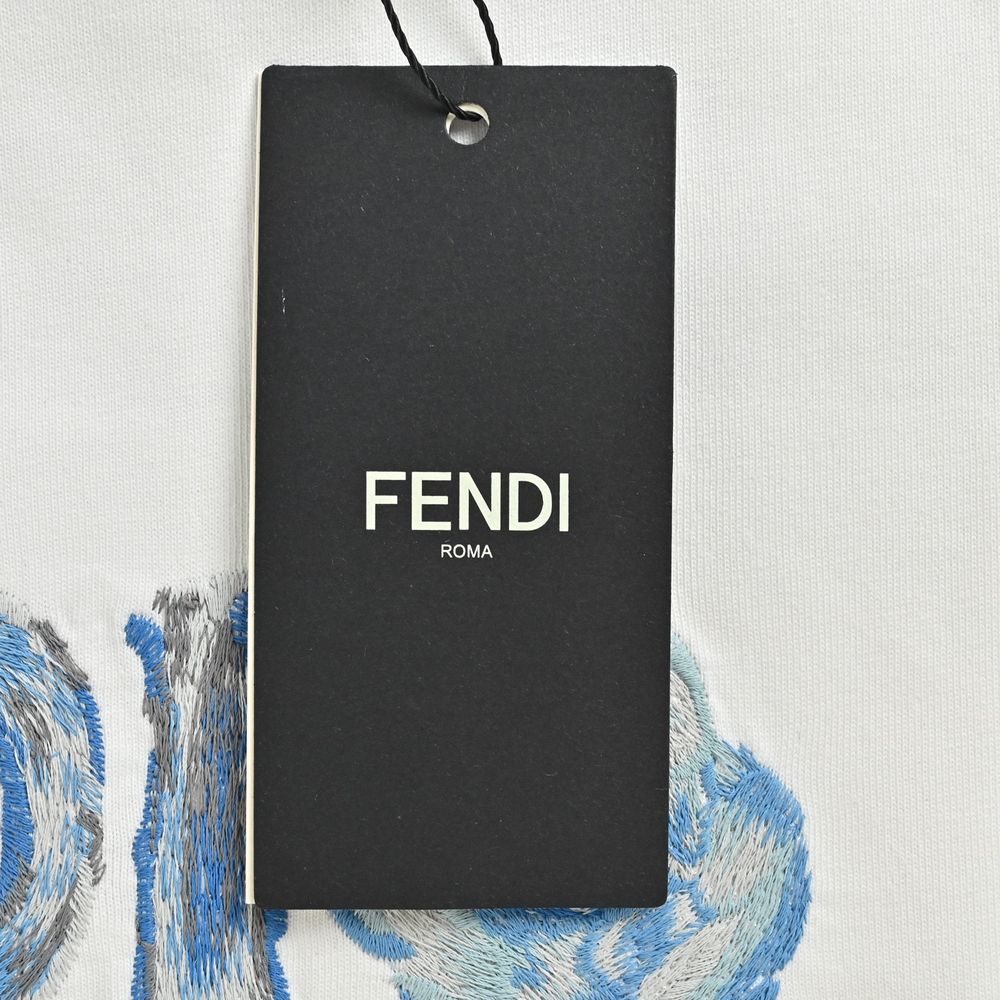 Fendi T-shirts-652