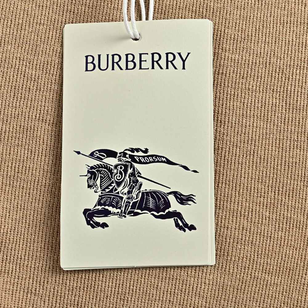 Burberry Sweater-039