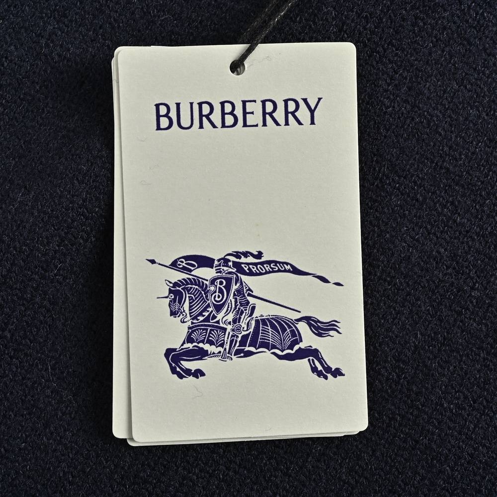 Burberry Sweater-068