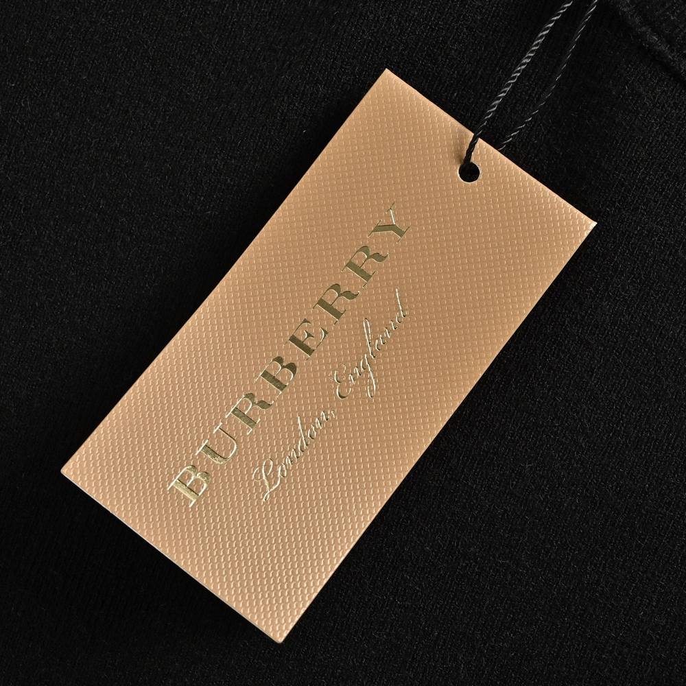 Burberry Sweater-049