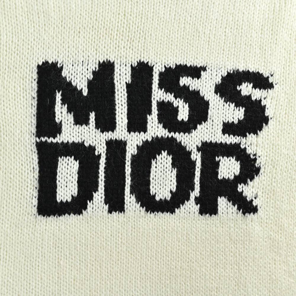 Dior Sweater-251