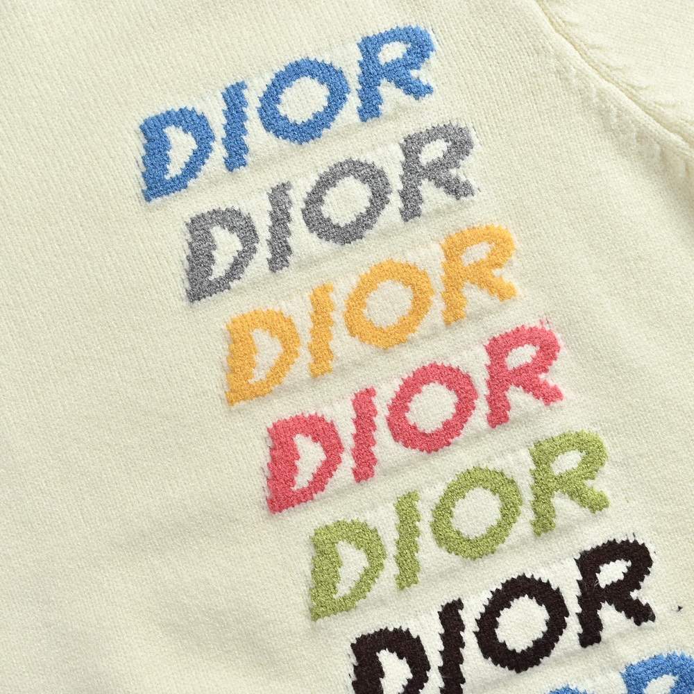 Dior Sweater-246