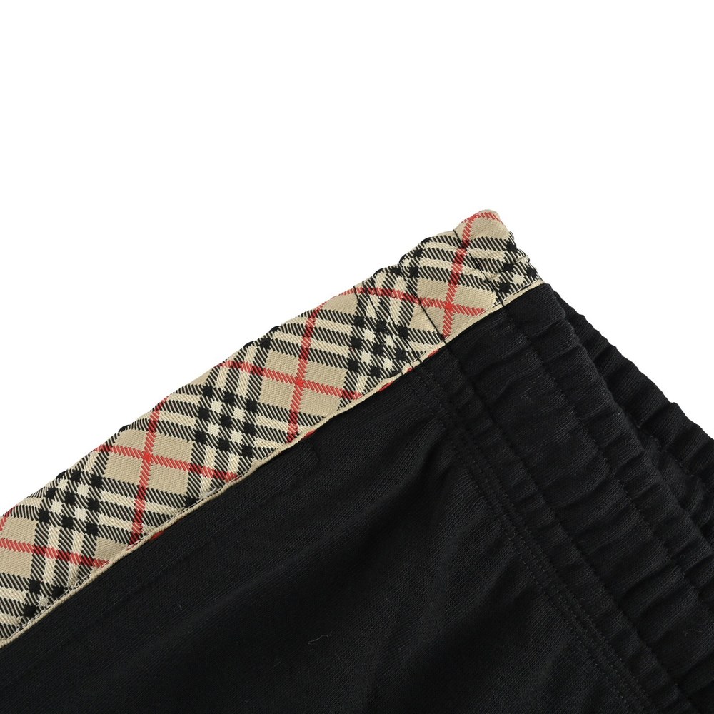 Burberry Pants-021