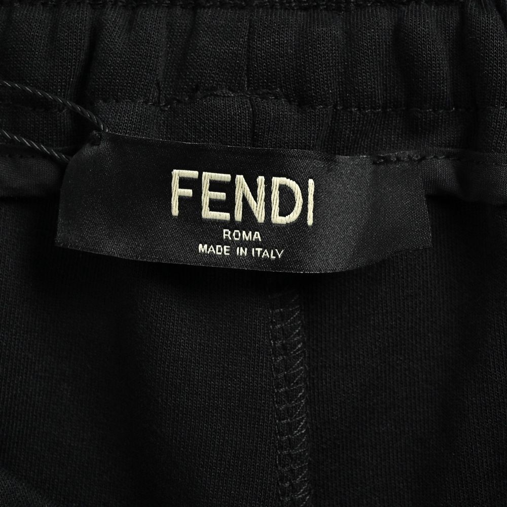 Fendi Shorts-011