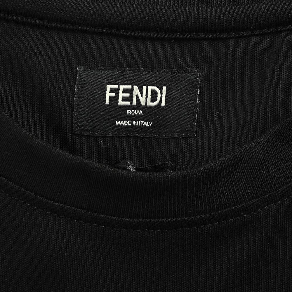 Fendi T-shirts-697