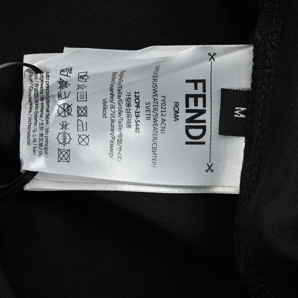 Fendi T-shirts-695