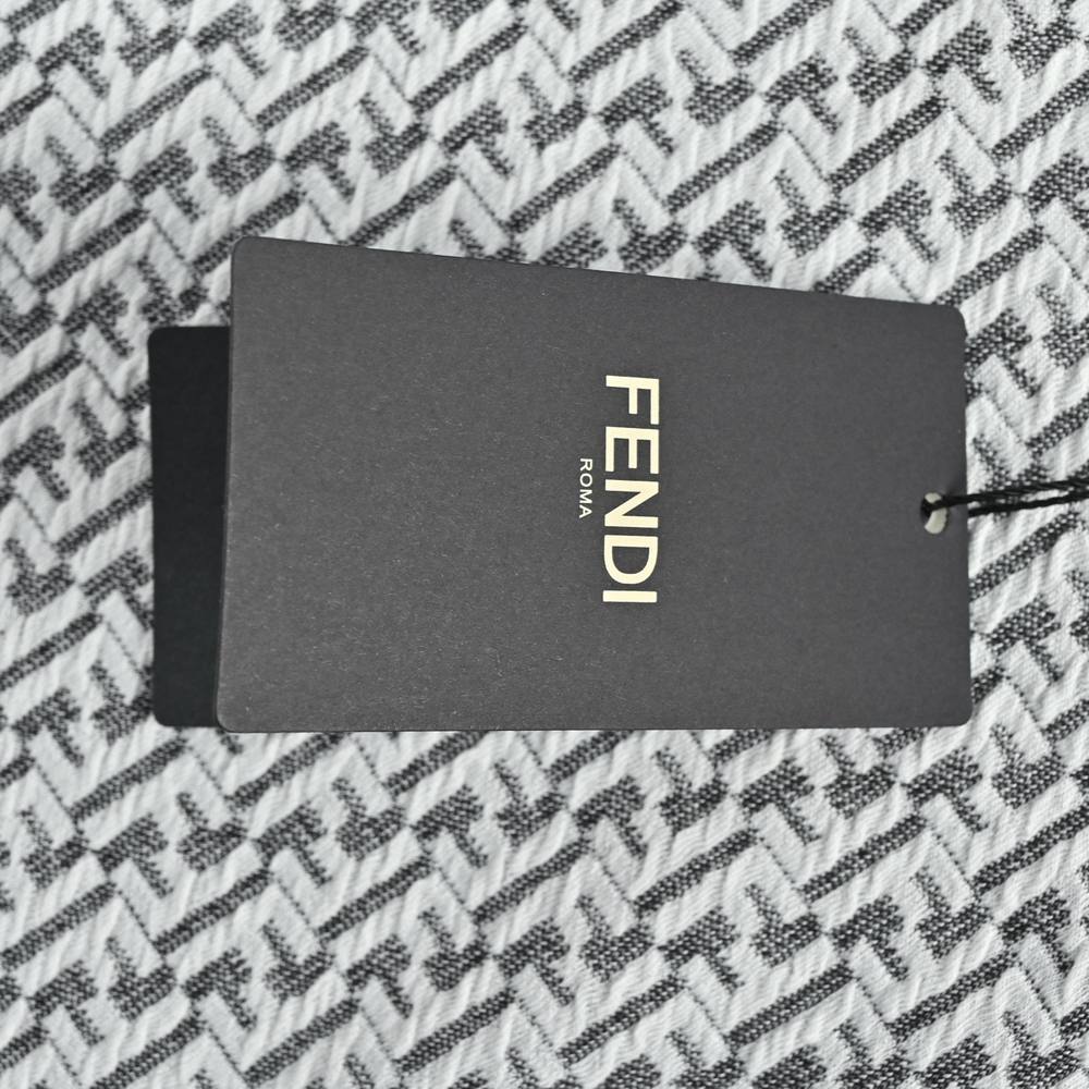 Fendi T-shirts-704