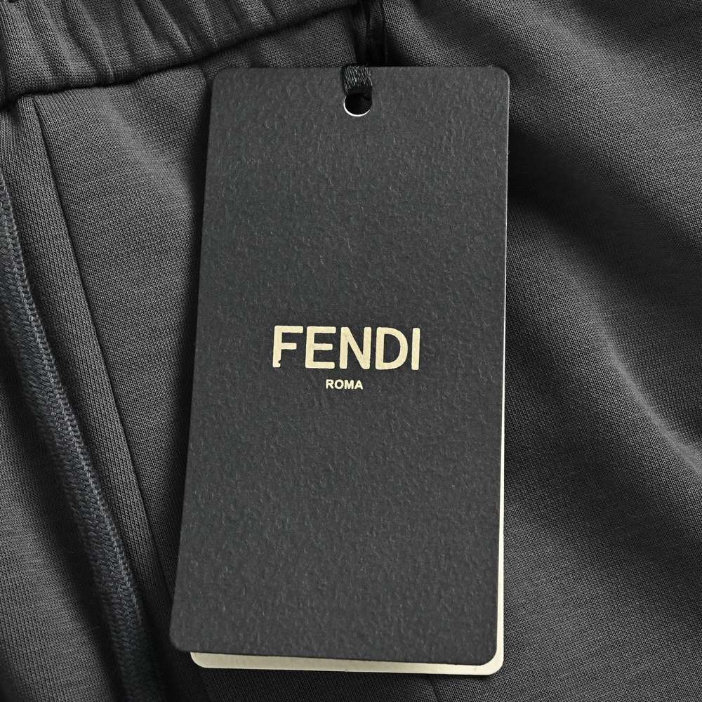 Fendi Pants-004