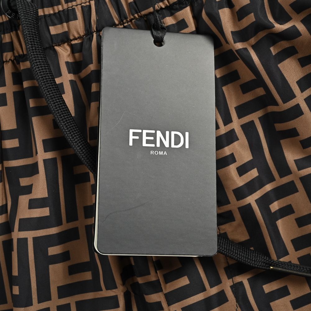 Fendi Shorts-010