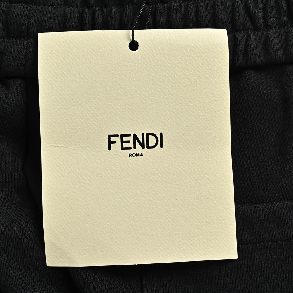 Fendi Shorts-011