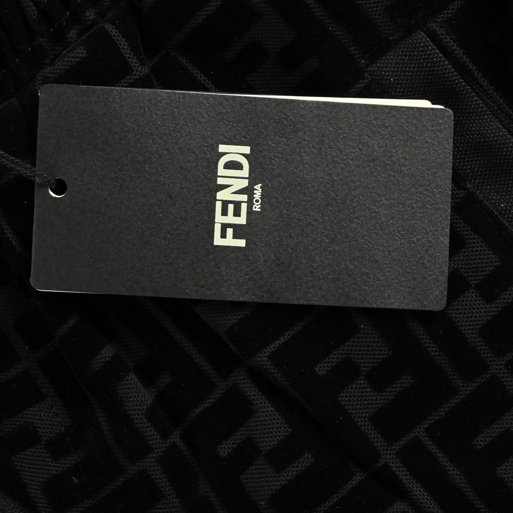 Fendi Shorts-013