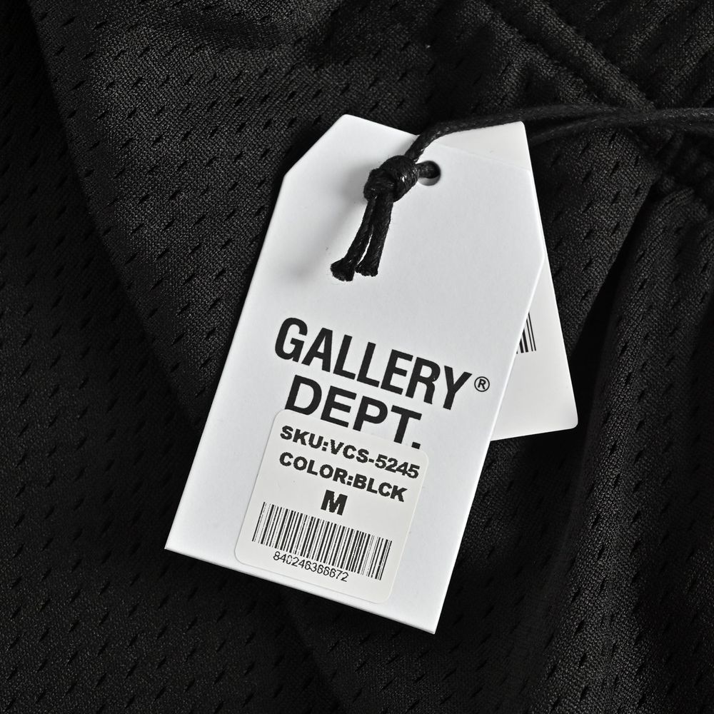 GALLERY DEPT Shorts-111