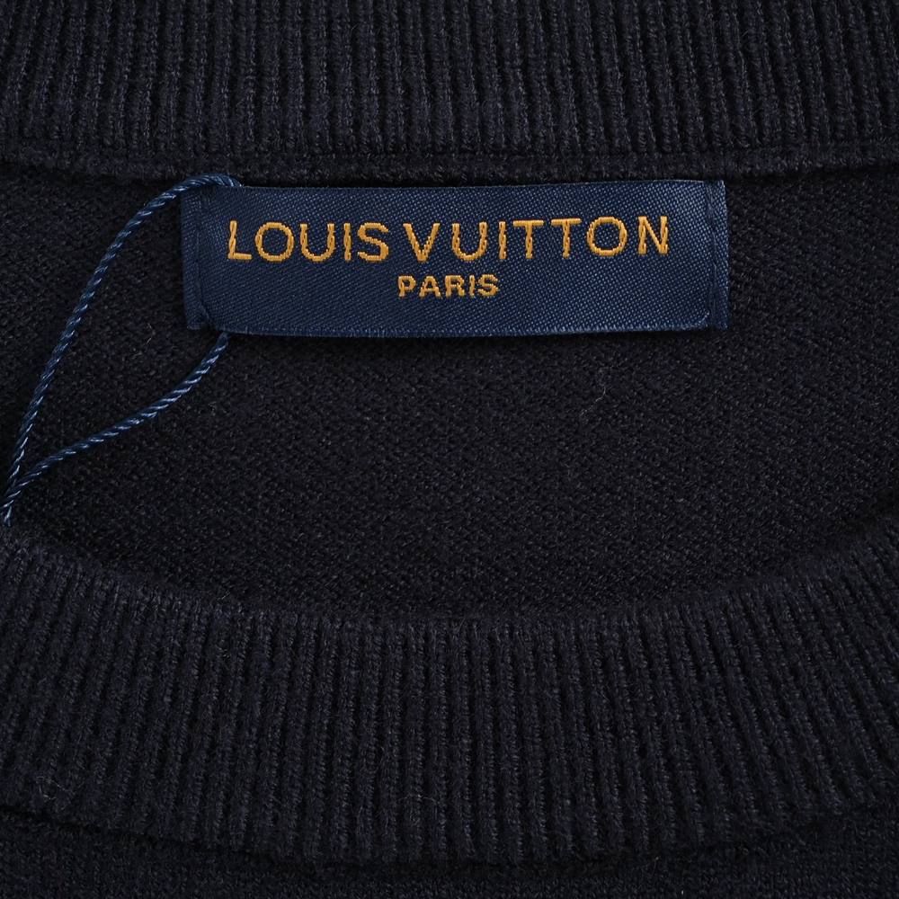 LV Sweater-450