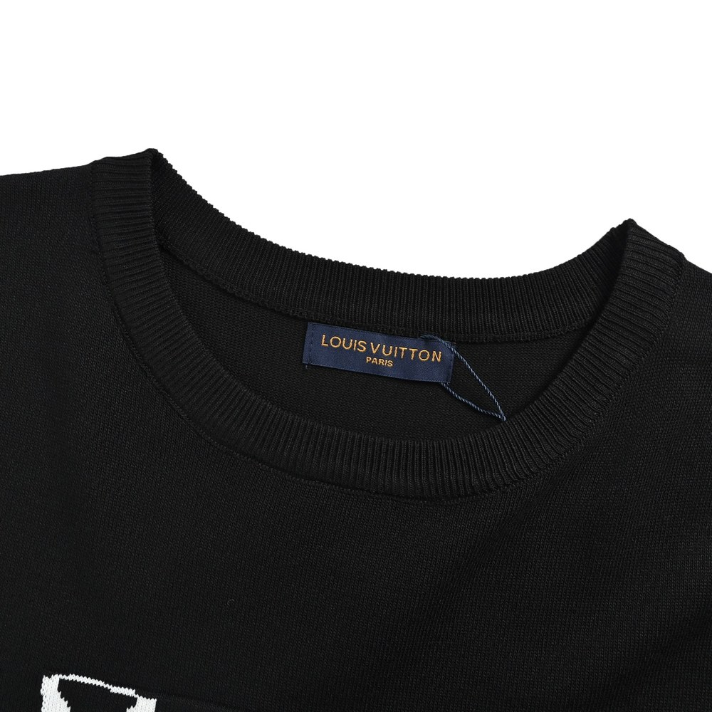 LV Sweater-454