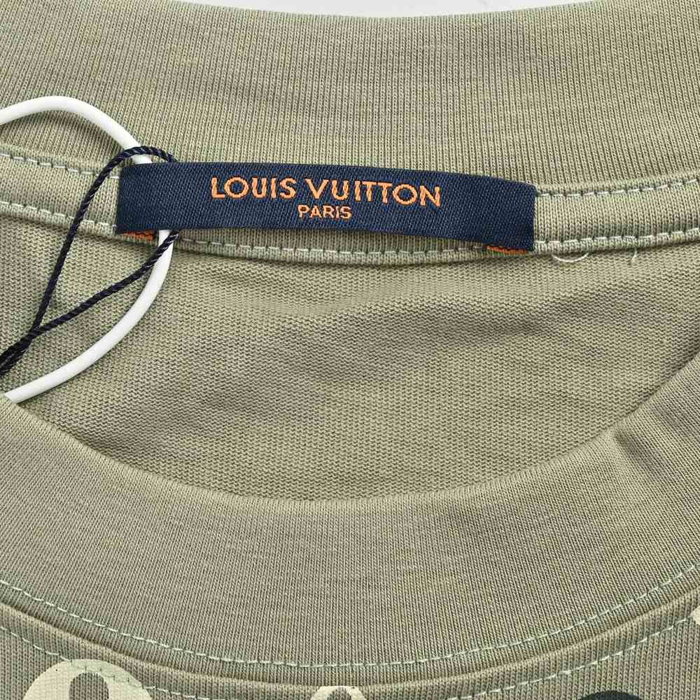 LV T-shirts-2665